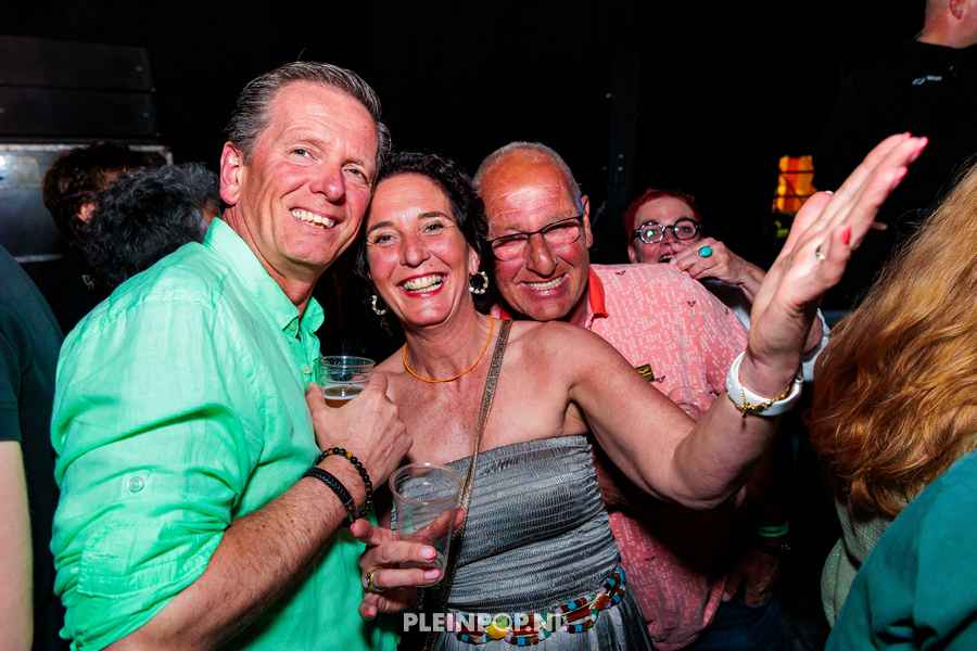 Publiek Bewerkt    (37)